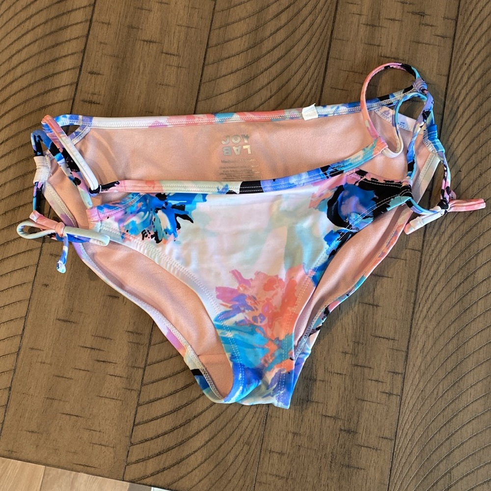 Women's Multicolor Bikini Set - Picture 3 of 7